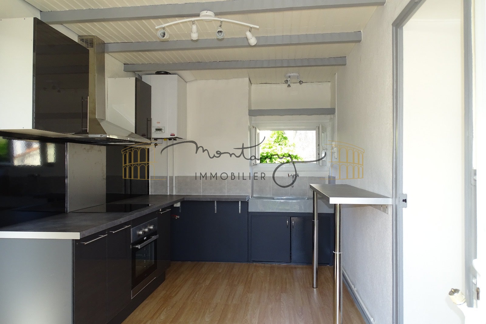 Appartement Rue de la Garenne à Nîmes