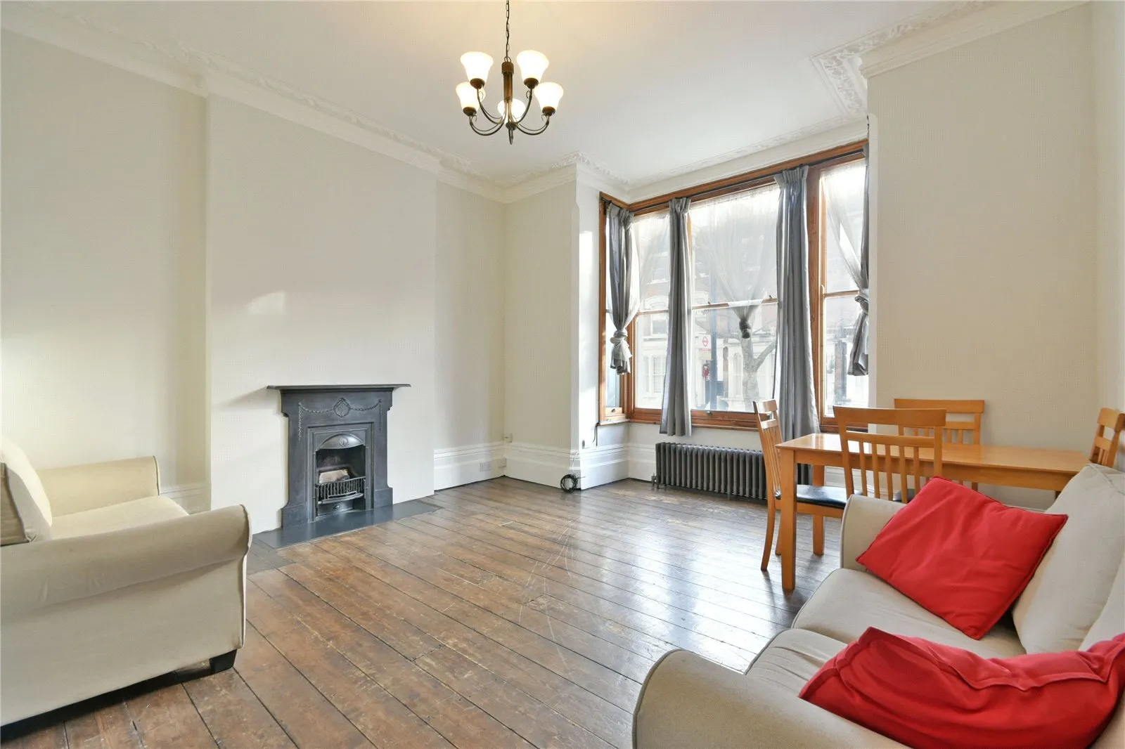 Flat Iverson Road in Greater London