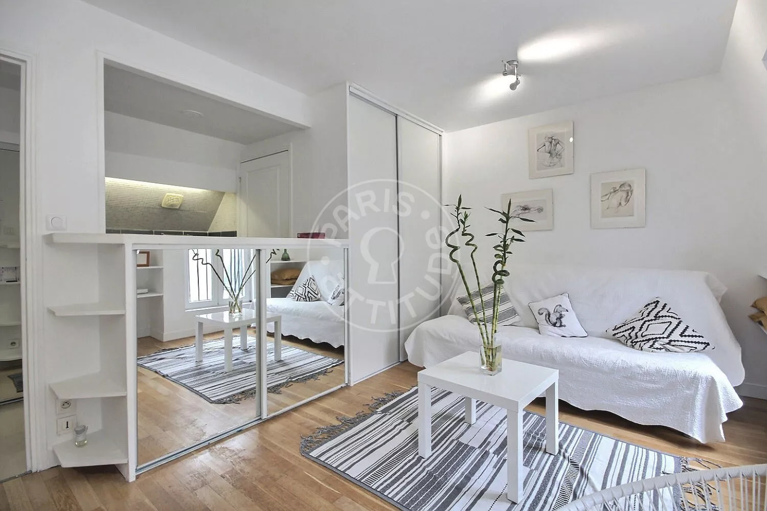 Appartement Rue de l'Étoile à Paris