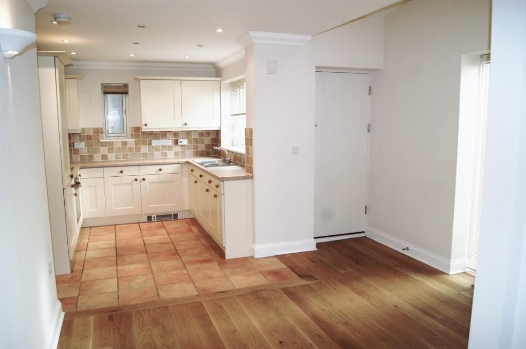 House Ramplin Close in West Suffolk