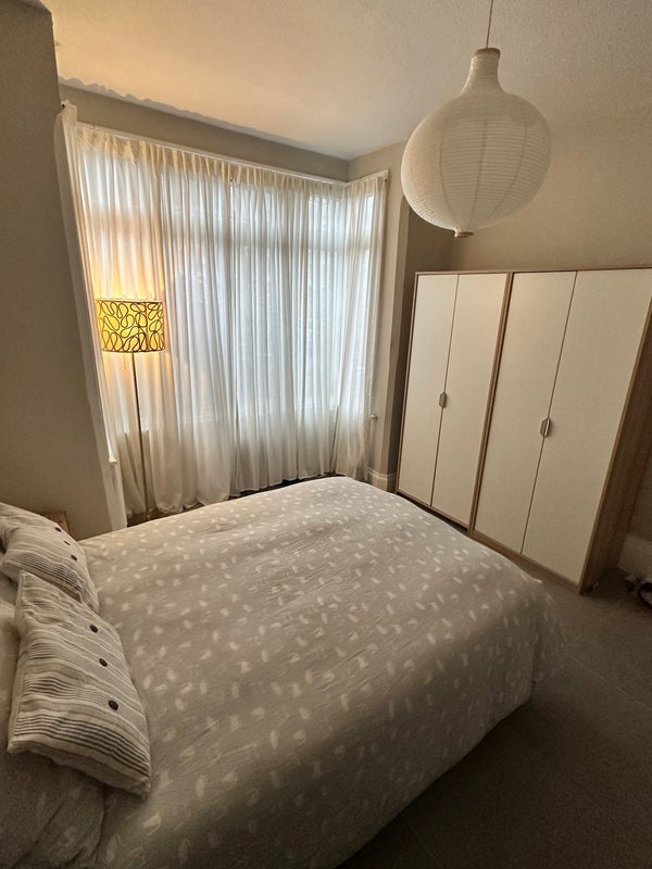 Room Fairfax Road in Greater London