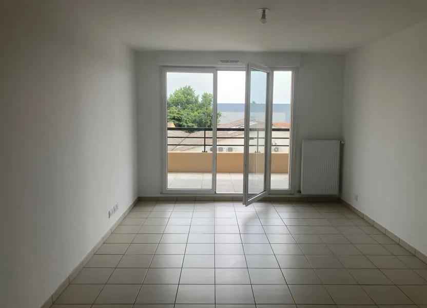 Flat Chemin des Moines in Arles
