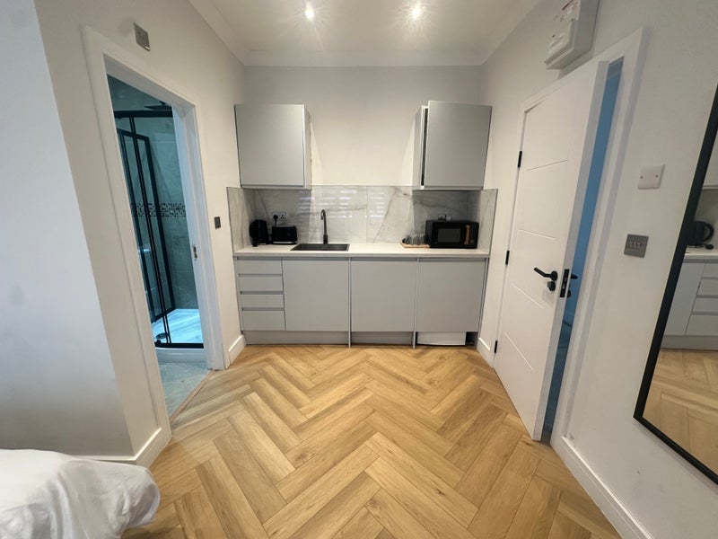 Flat Berkhamsted Avenue in Greater London