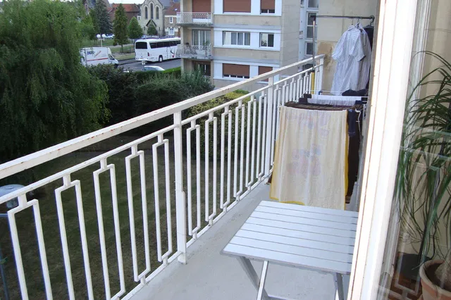 Chambre Rue de Clamart à Compiègne