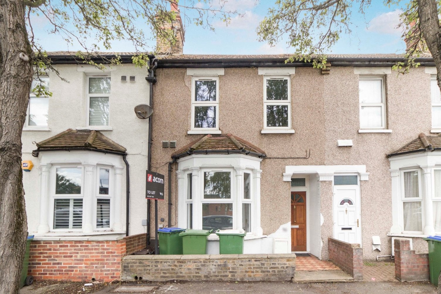House Maynard Close in Greater London