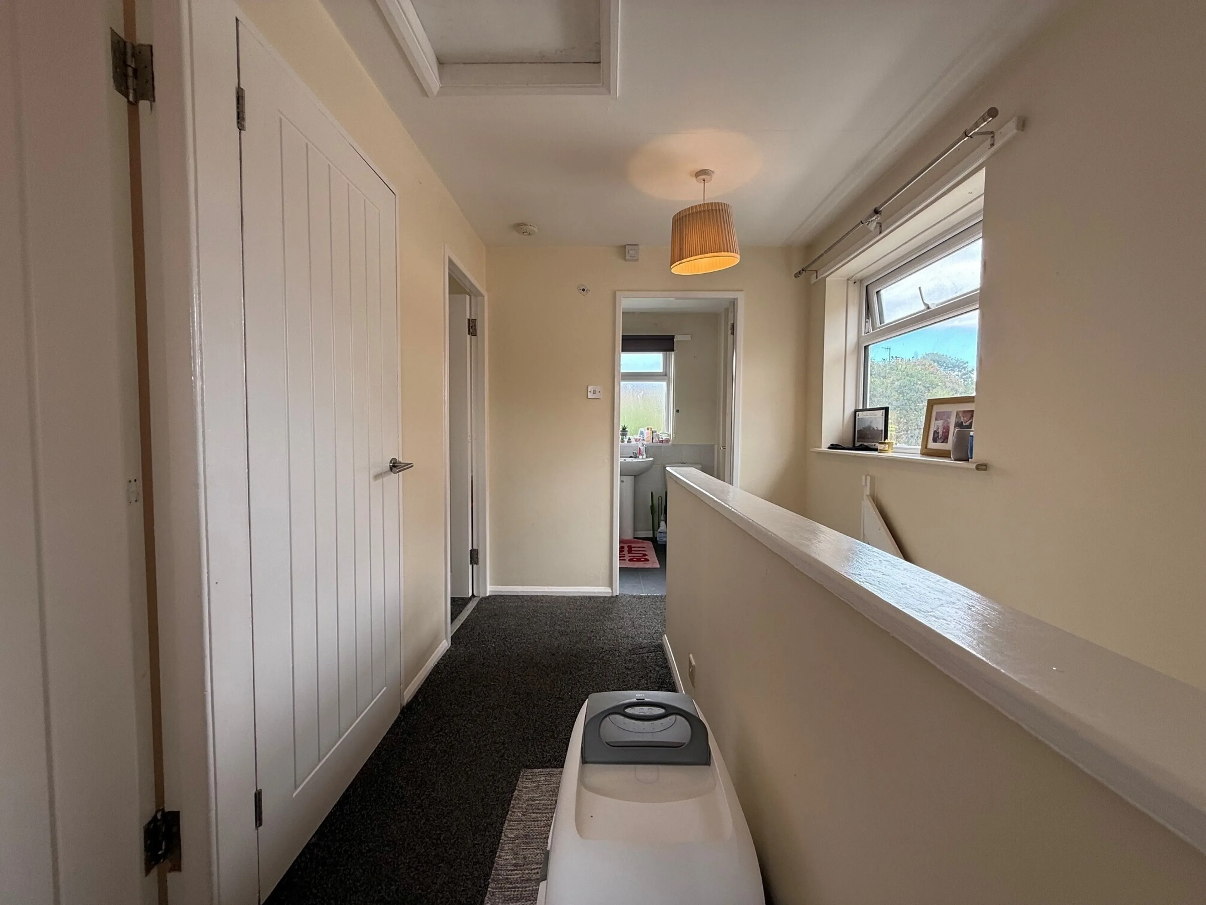 House Edmonton Close in Worcester