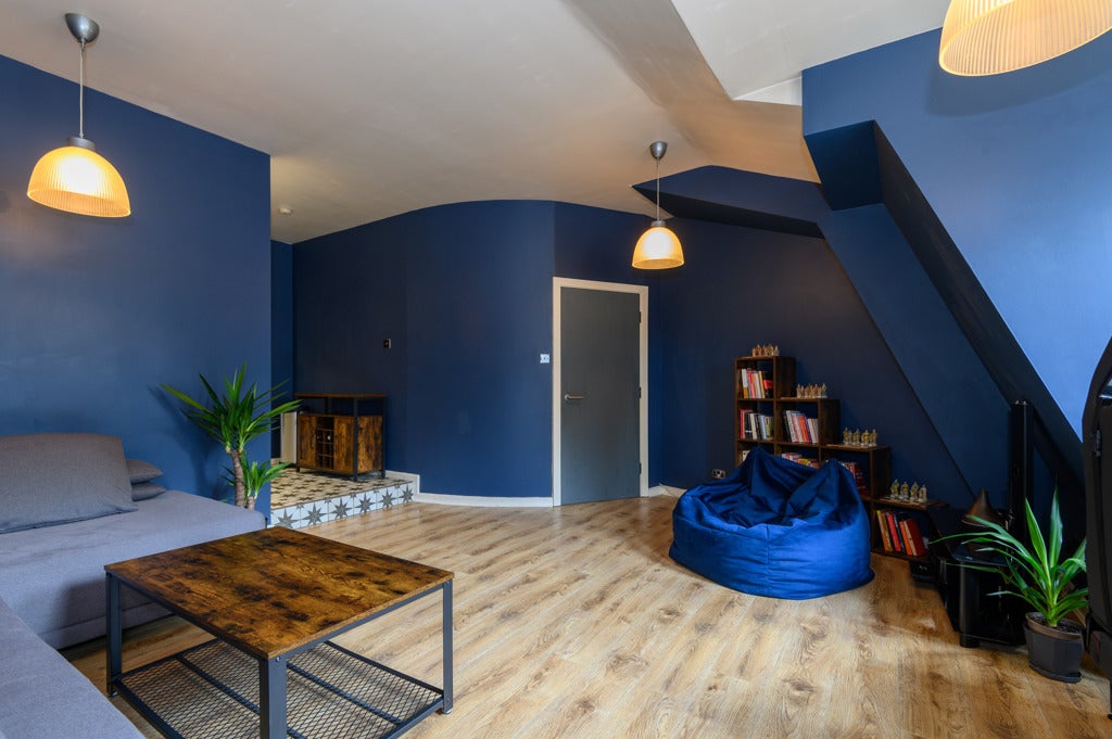 Flat Harewood Street in Leeds
