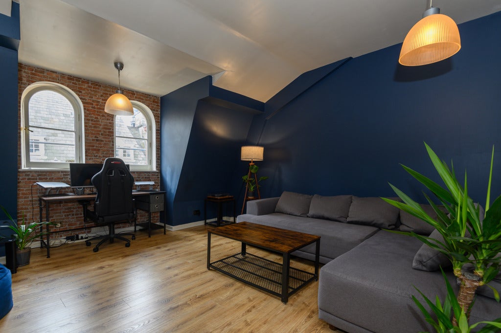 Flat Harewood Street in Leeds