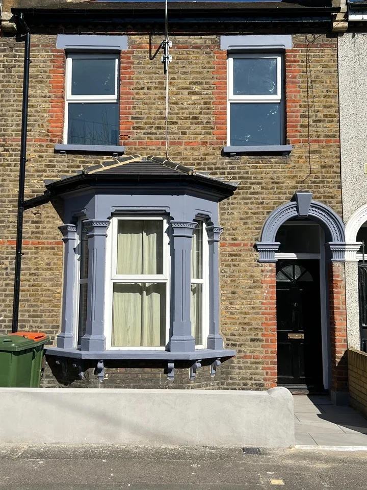 House Warwick Road in Greater London