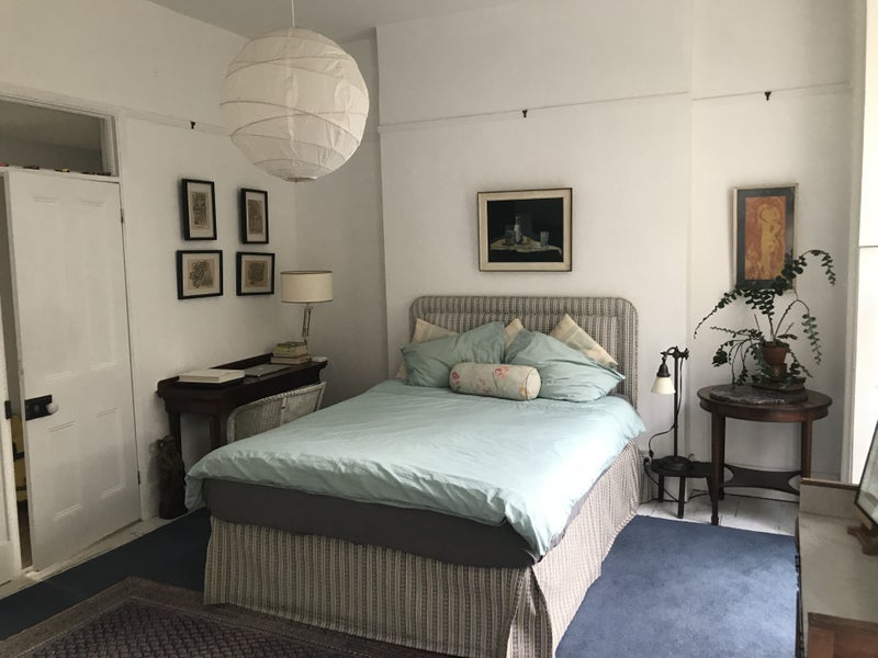 Room Myddelton Square in Greater London