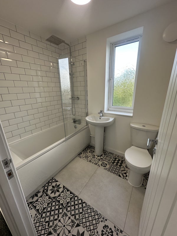 Room Filton Avenue in Bristol