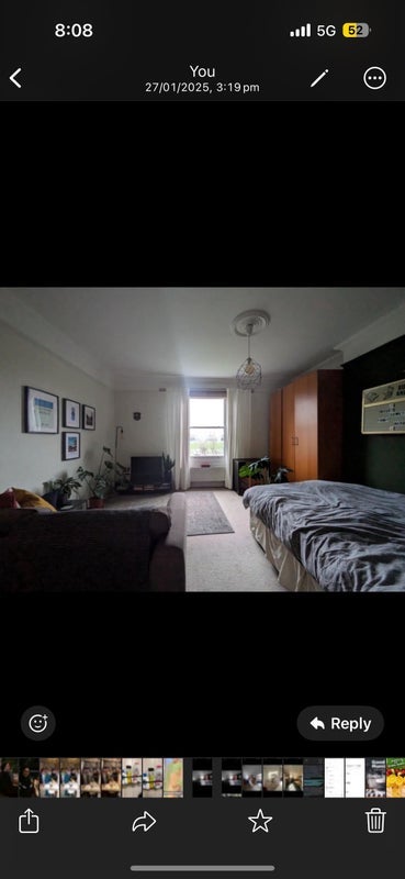 Room Twyford Avenue in Greater London