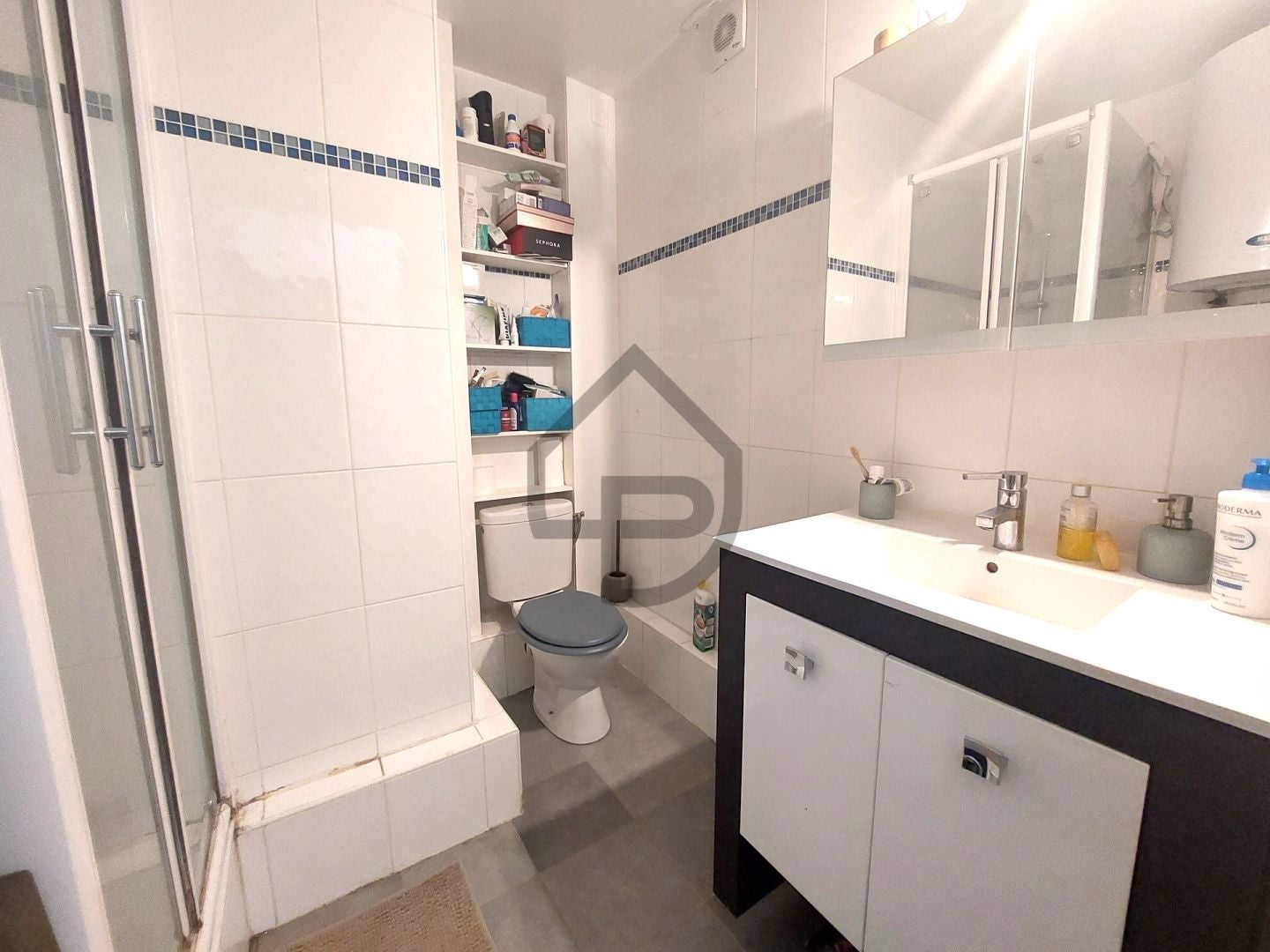 Appartement Rue Mathurin Régnier à Paris