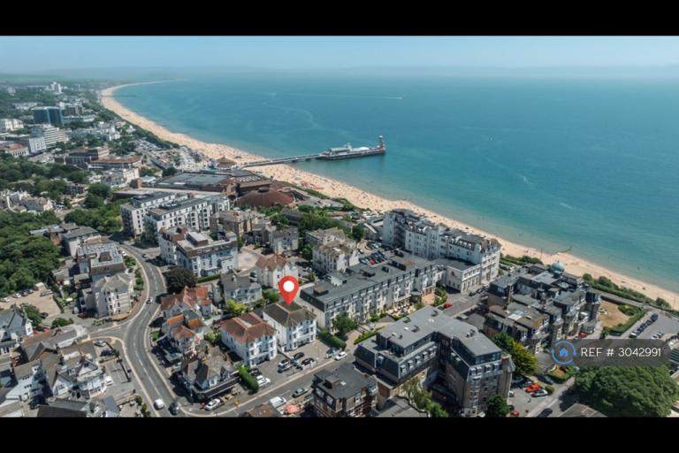 Flat Saint Michaels Road in Bournemouth