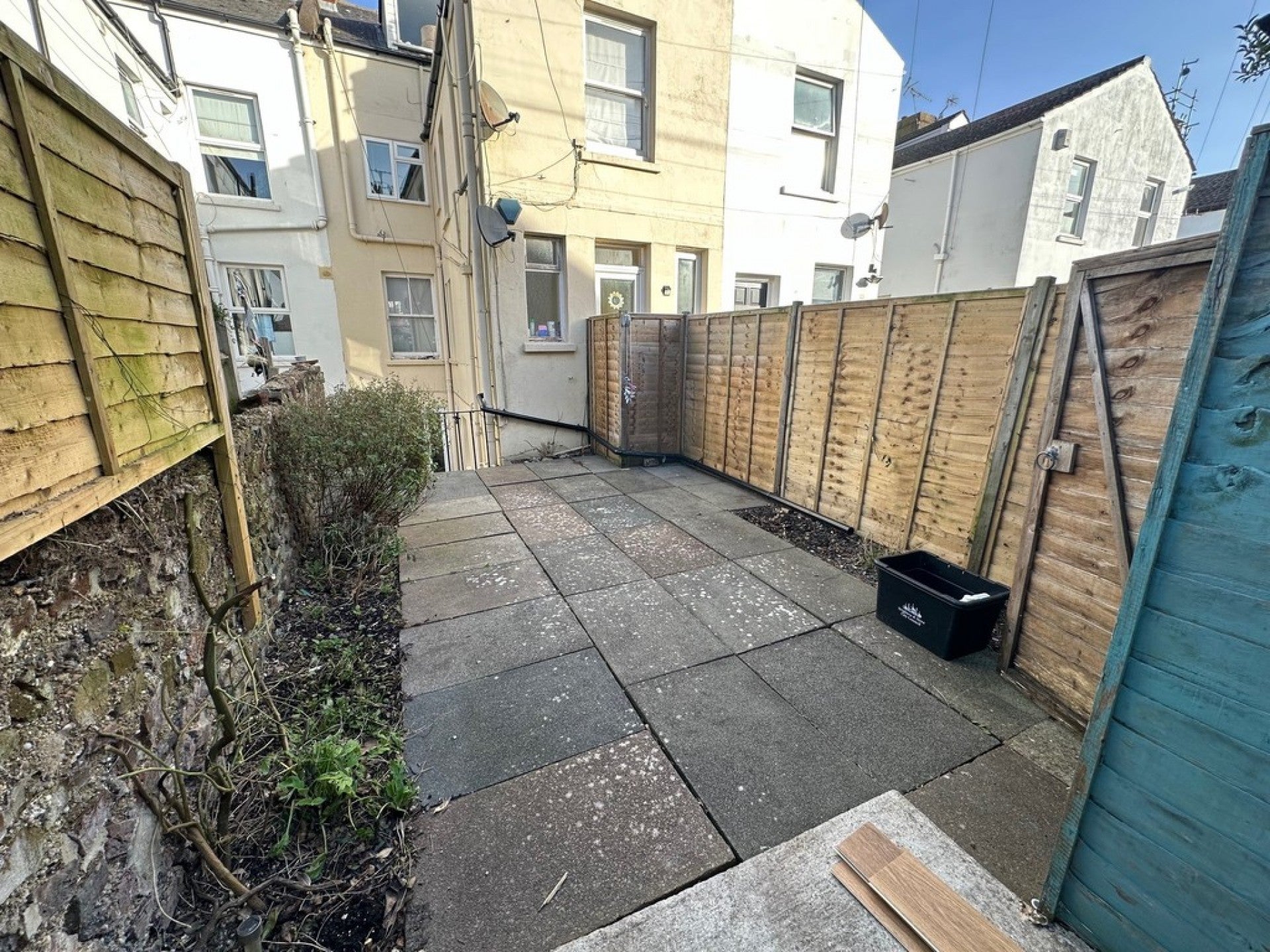 Flat Rutland Gardens in Portslade by Sea