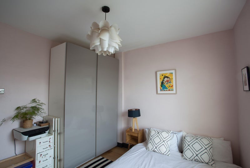 Room Elthorne Avenue in Greater London