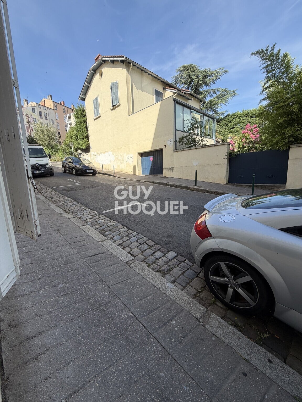 Flat Rue Gigodot in Lyon