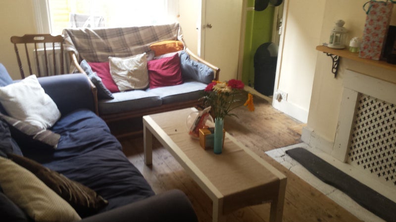 Room Stapleton Road in Greater London