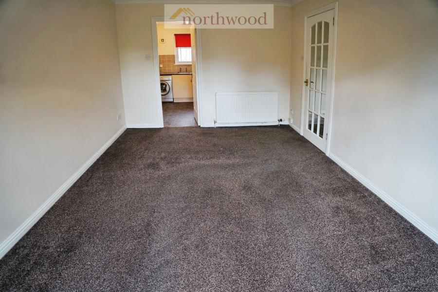 Flat Finistere Avenue in Falkirk