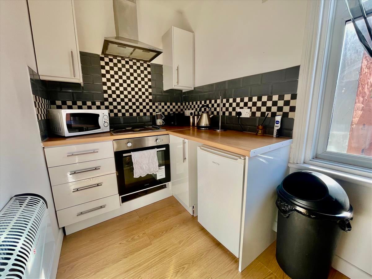 Flat Tyldesley Road in Blackpool