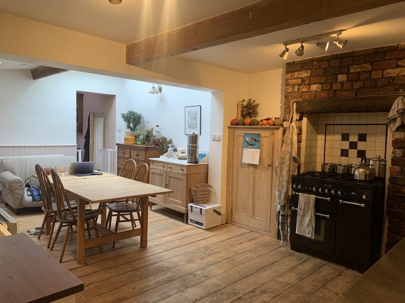 Room Whiteway Road in Bristol
