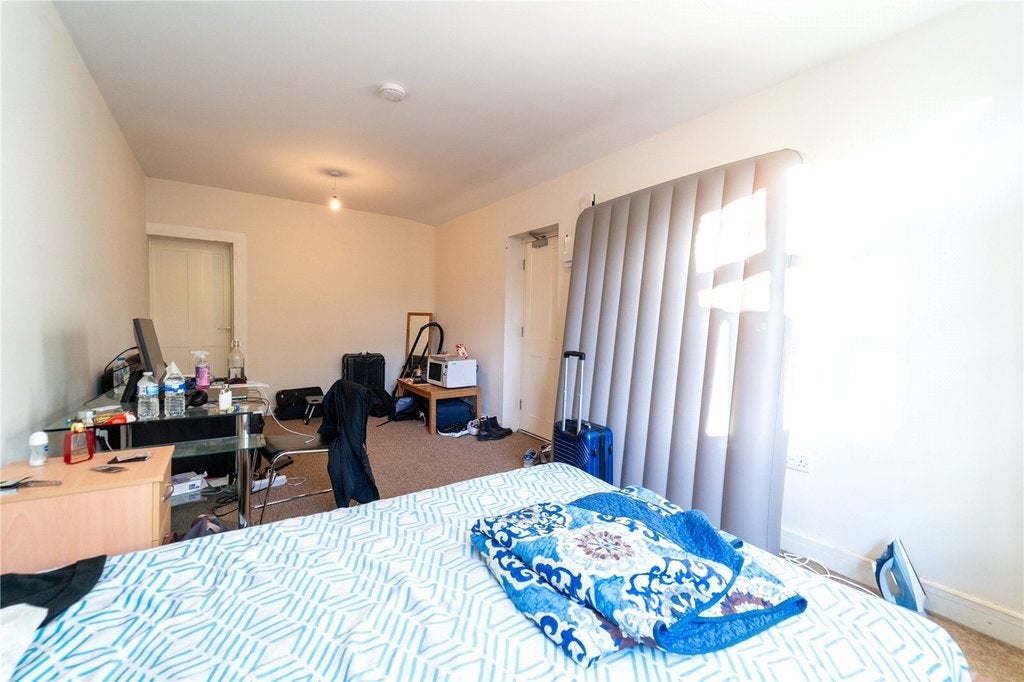 Flat Oakfield Road in Birmingham
