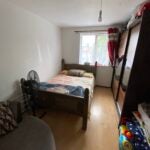 Flat Greenslade Road in Greater London