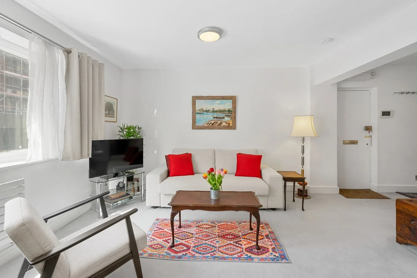 Flat Hans Crescent in Greater London