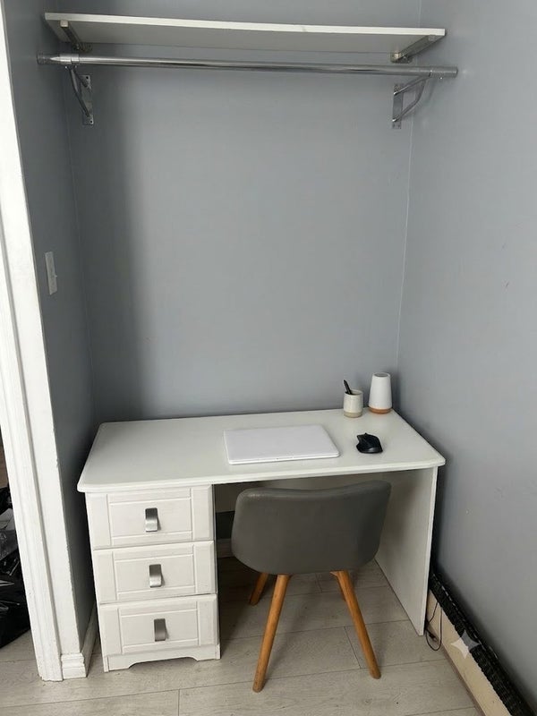 Room Stanlake Road in Greater London