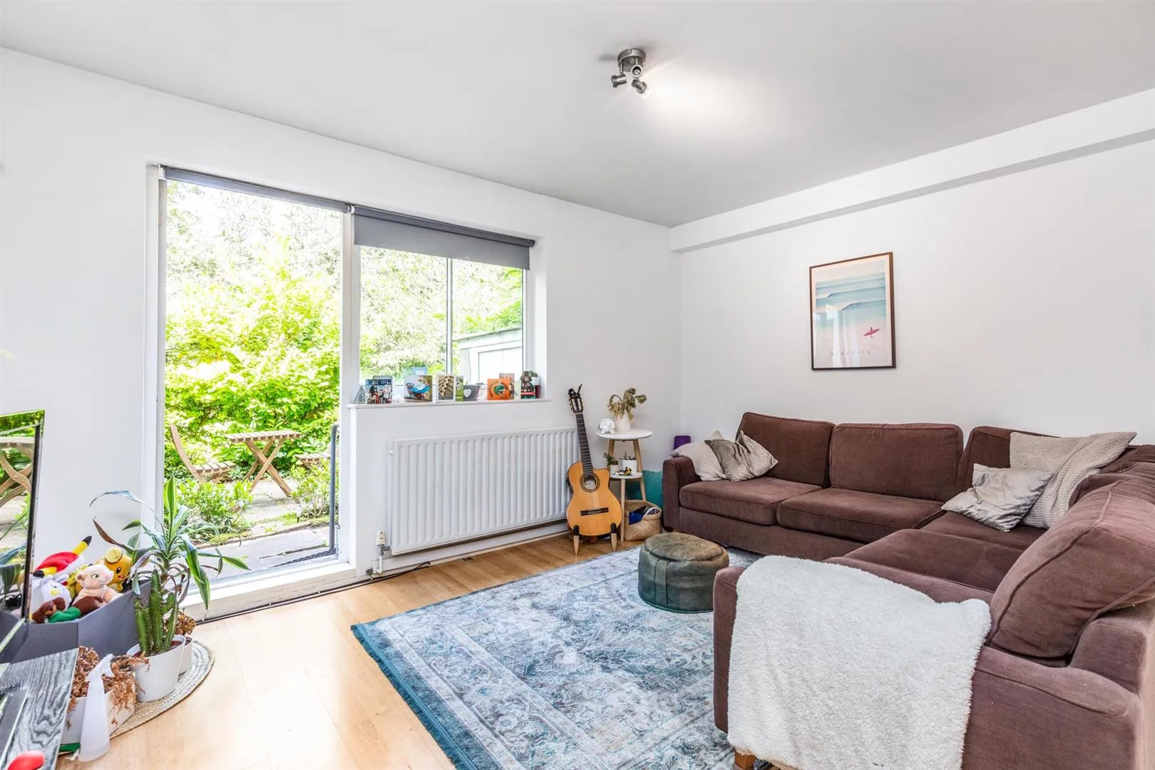 Flat Carlton Drive in Greater London