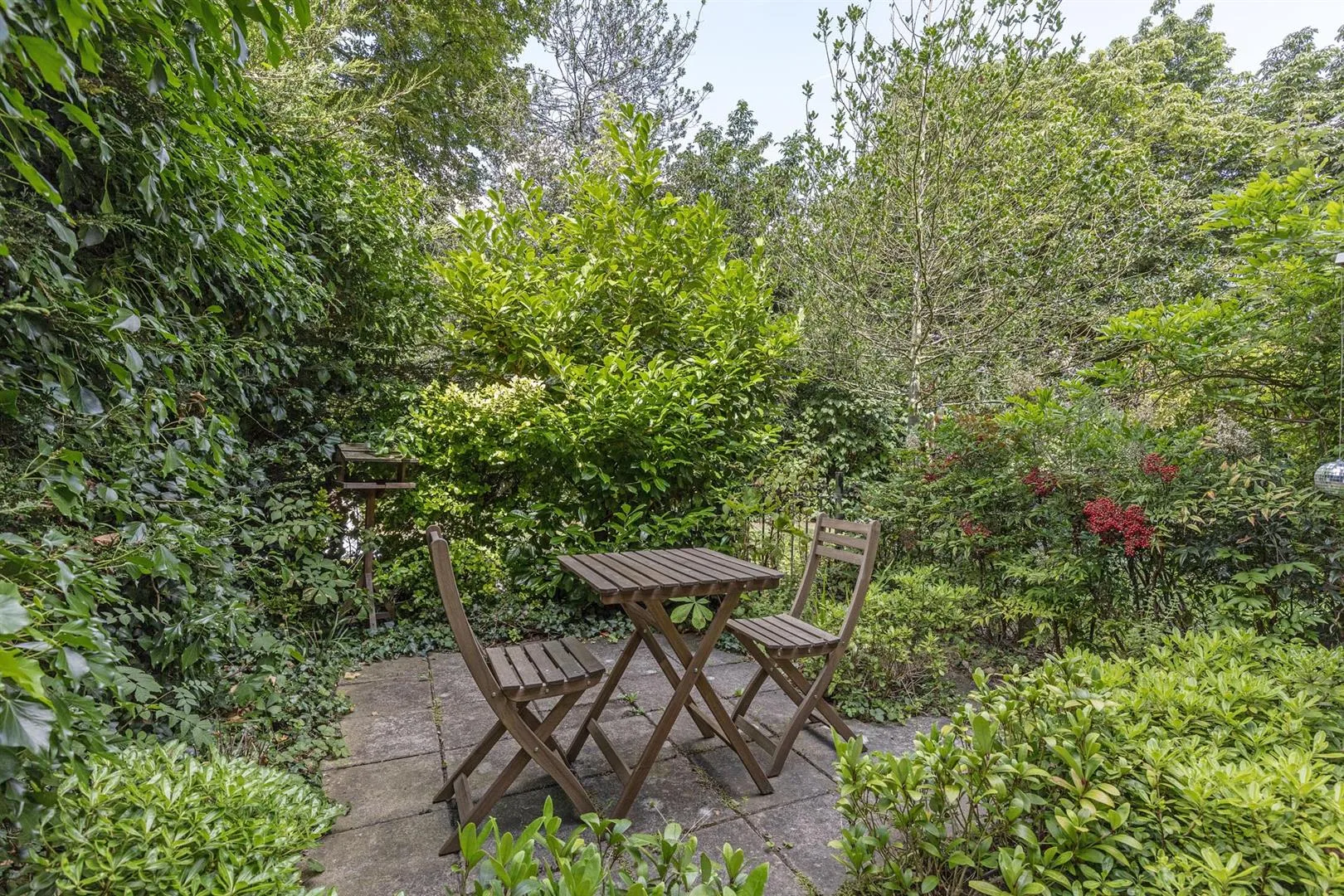 Flat Carlton Drive in Greater London