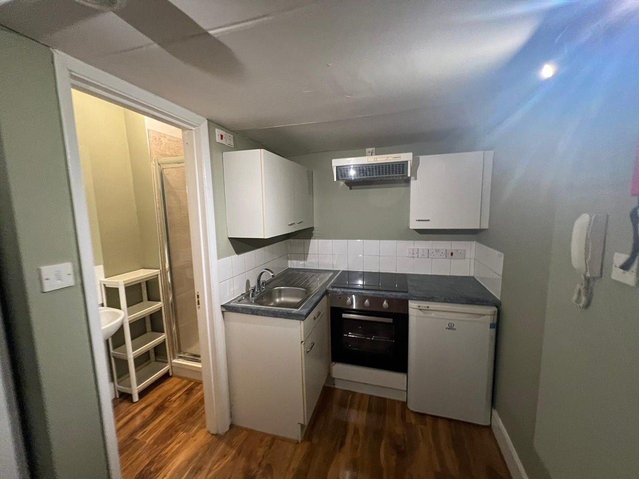 Room Hogarth Road in Greater London
