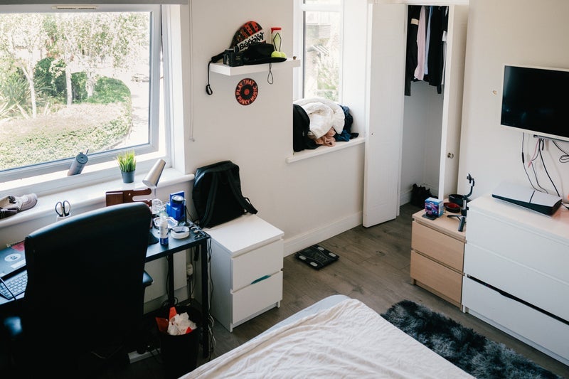 Room Barnfield Place in Greater London