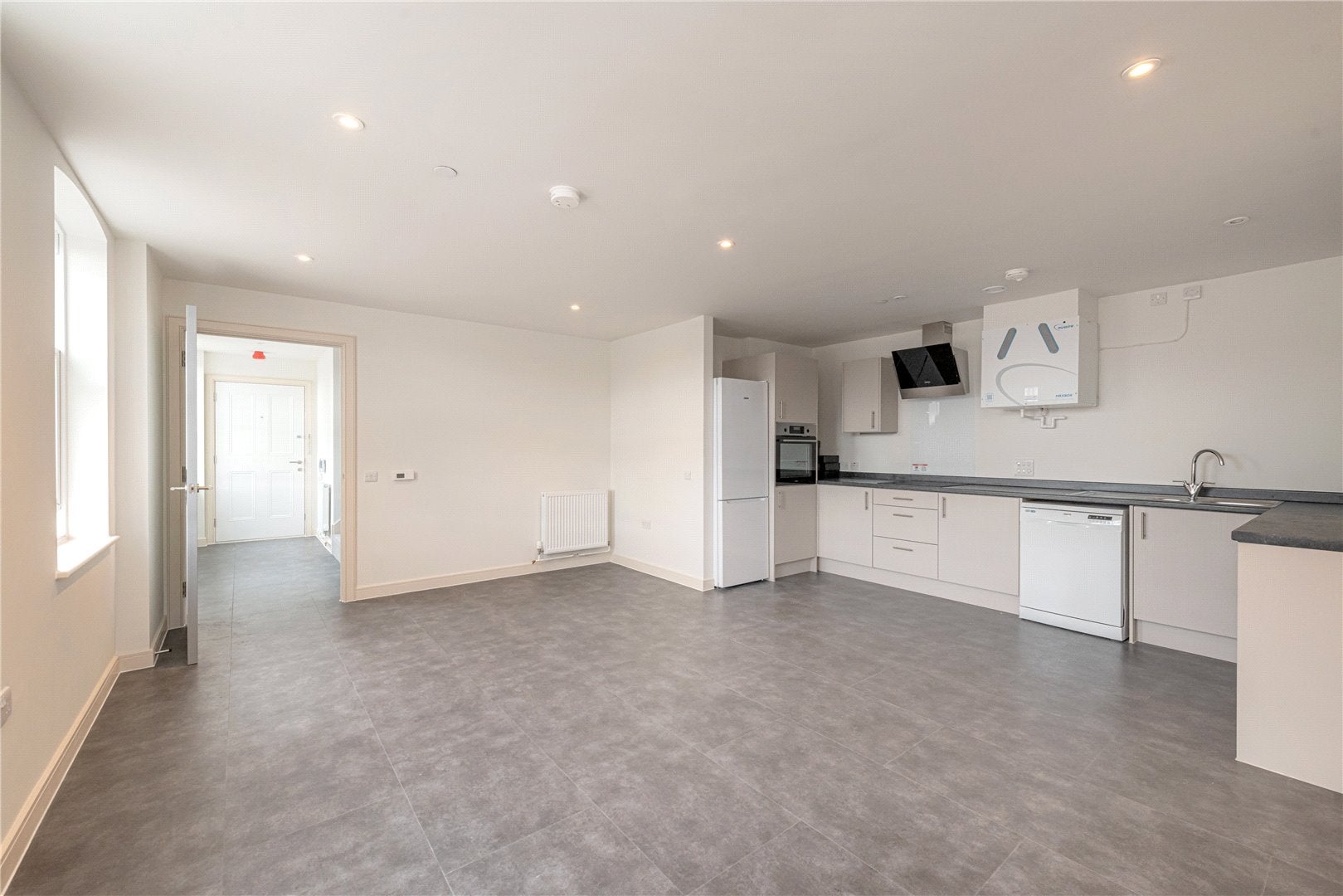 Flat Hewer Street in Greater London