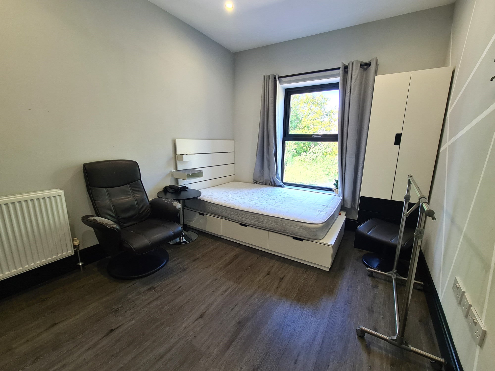 Room St Michael's Road in Coventry