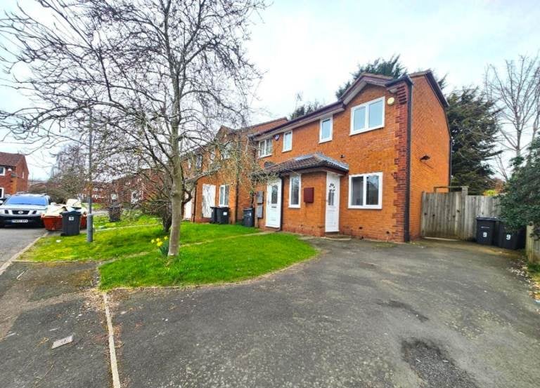 House Gideon Close in Birmingham