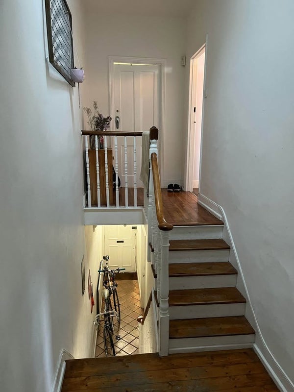 Room Dowlas Street in Greater London