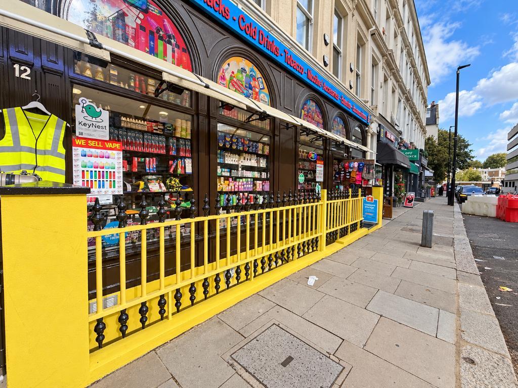 Flat Maclise Road in Greater London