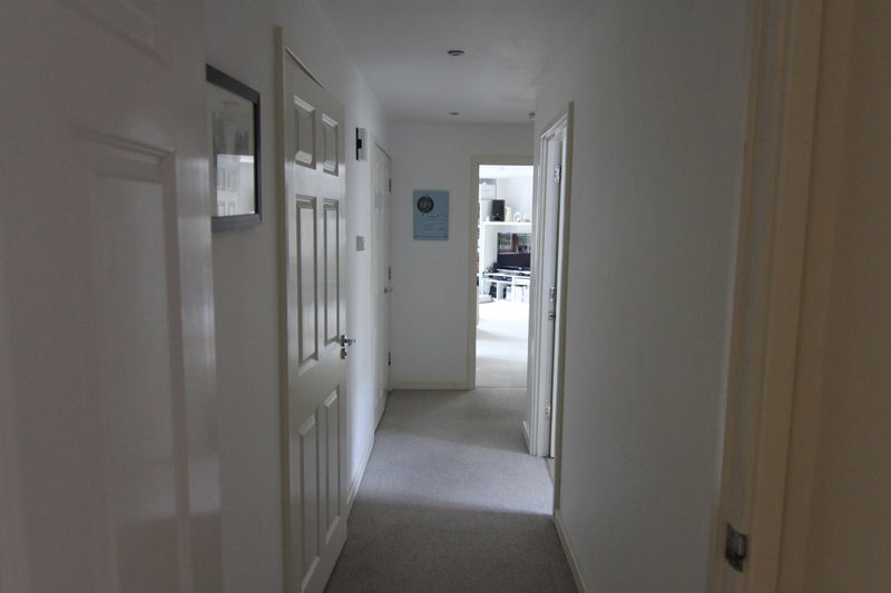 Flat Pancras Way in Greater London