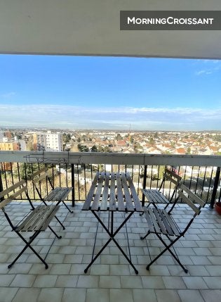 Flat Rue Yves du Manoir in Taverny