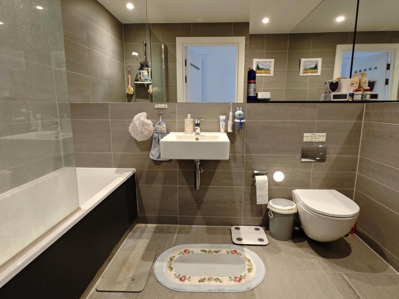Room Conington Road in Greater London
