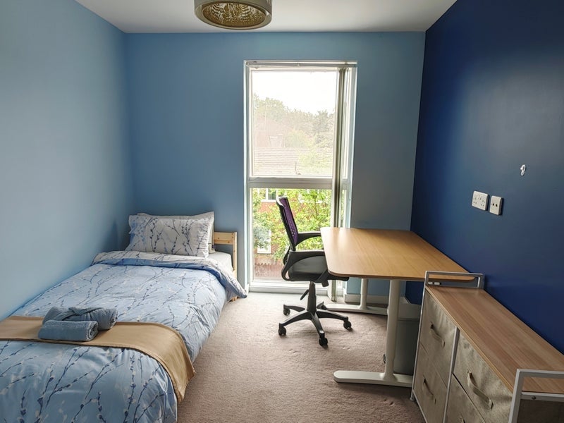 Room Conington Road in Greater London
