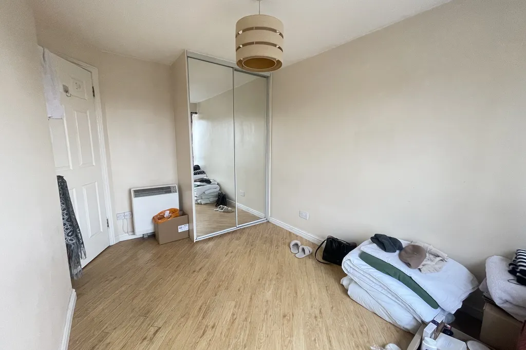 Flat South Fifth Street in Milton Keynes