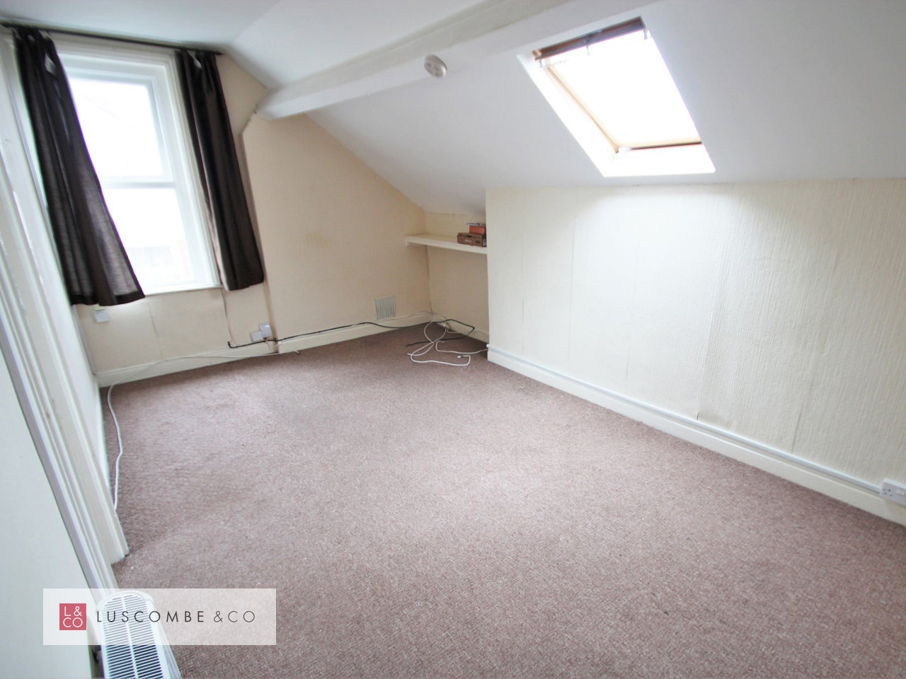 Flat Brynhyfryd Road in Newport