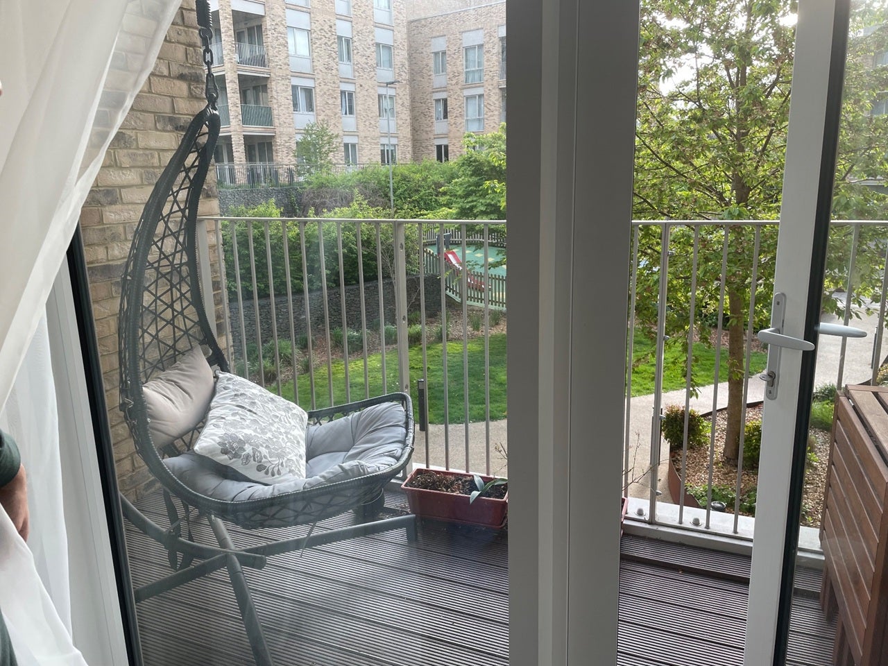 Flat Medawar Drive in Greater London