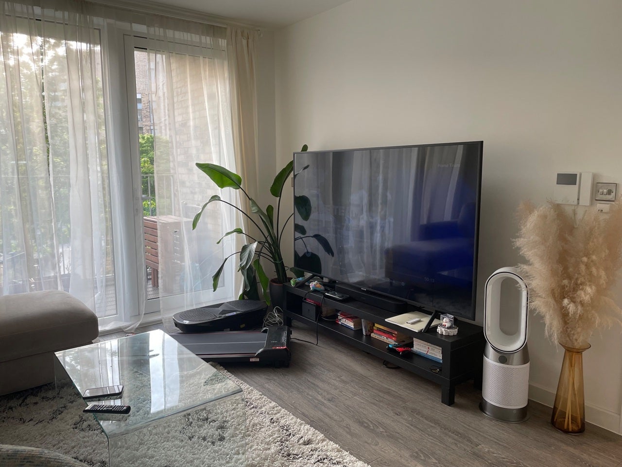 Flat Medawar Drive in Greater London