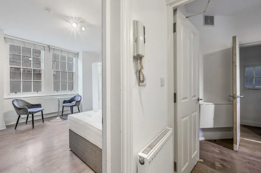 Flat Bryanston Street in London