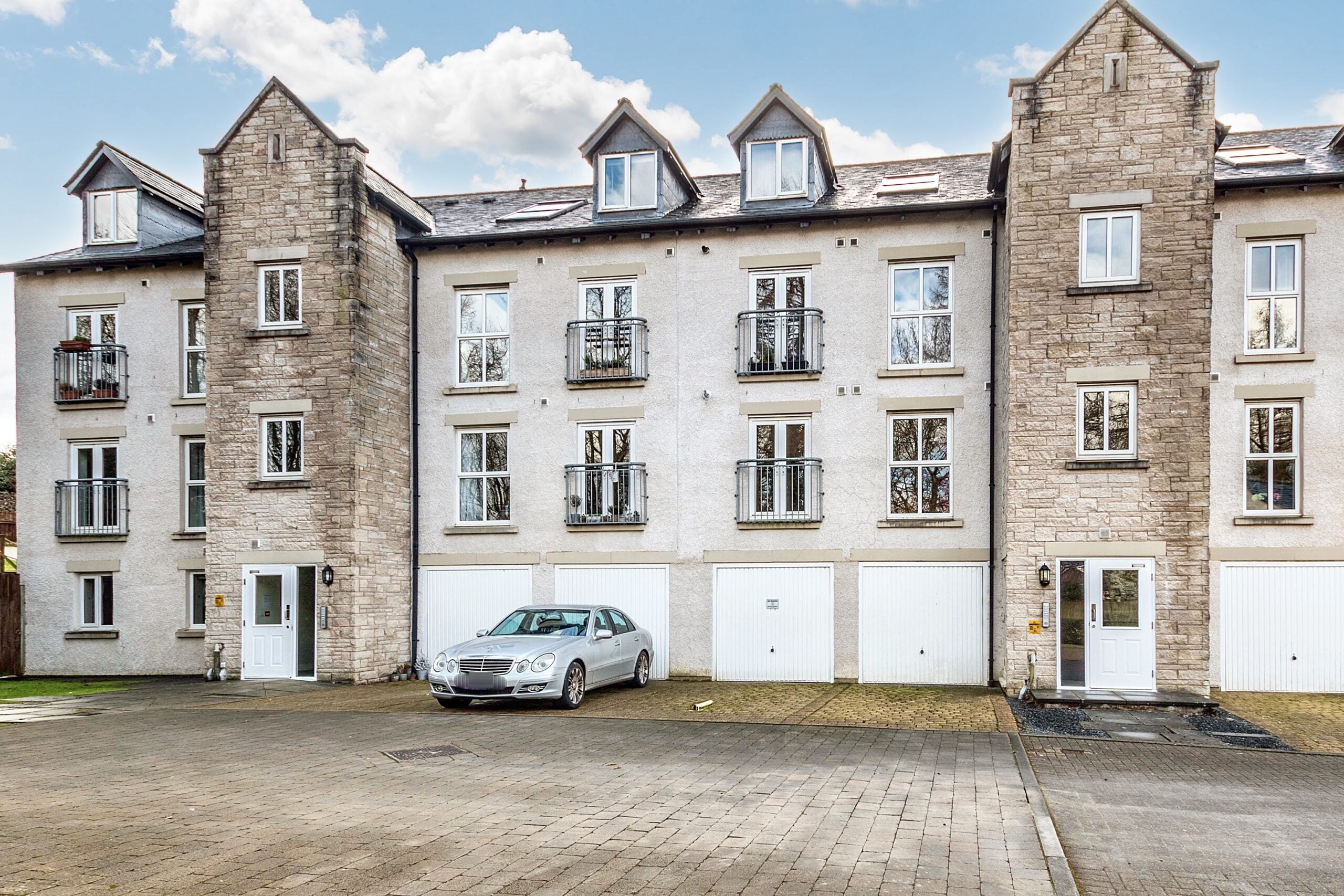 Flat Kirkstone Close in Kendal
