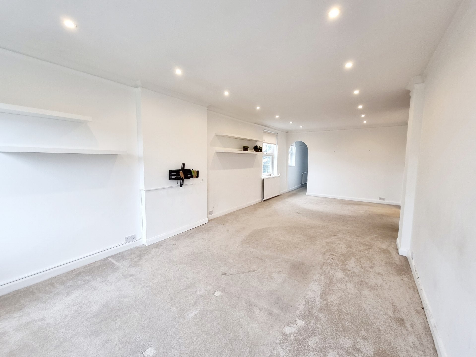 Flat Sheldon Avenue in Greater London
