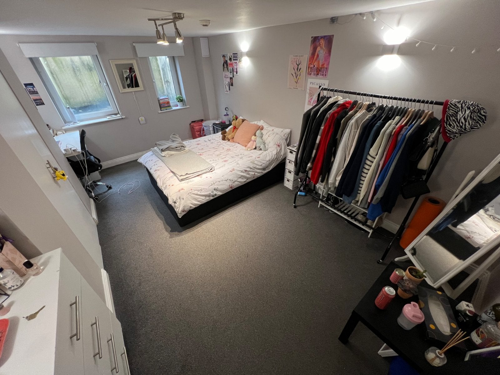 Flat Brudenell Road in Leeds